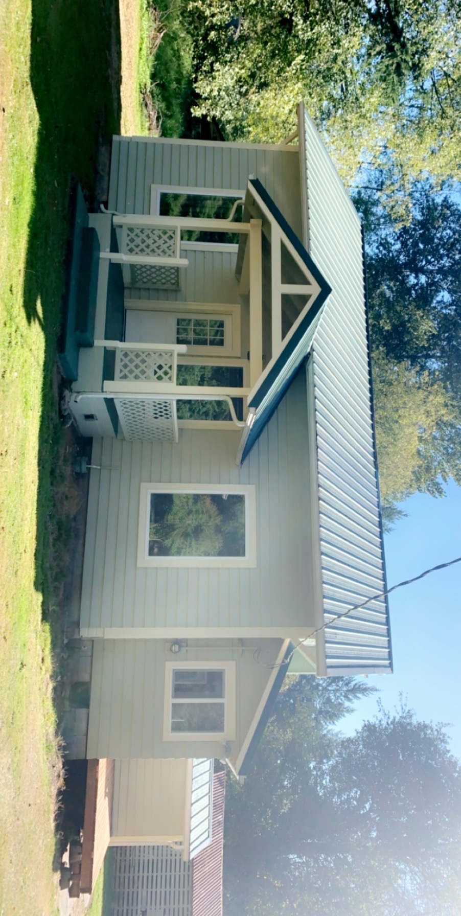 9022 Valley View Road